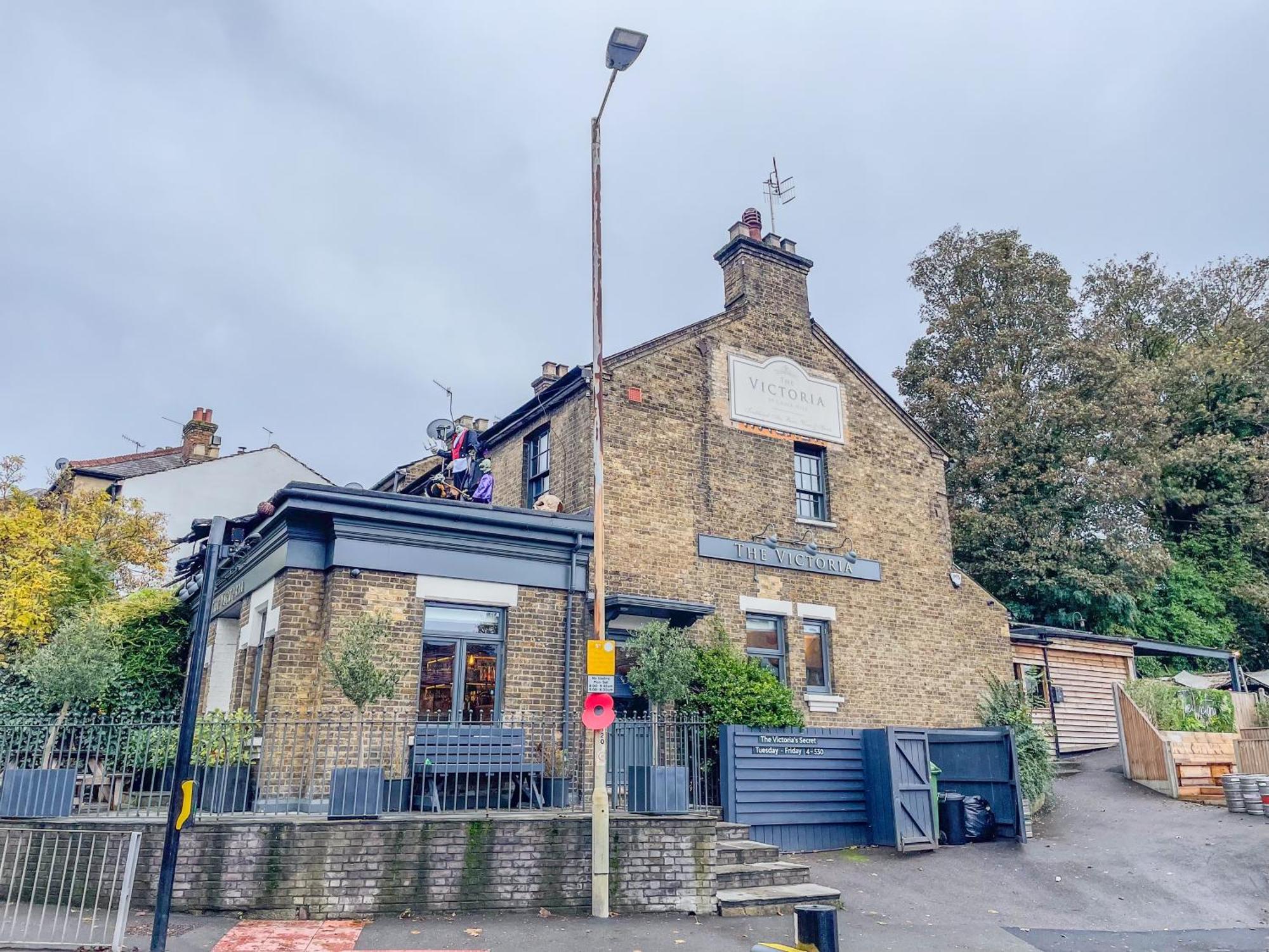 Ideal Family & Business Stay! 2 Min To Station, 10 Min To Harry Potter, 30 Min To London Euston & Free Parking! Watford  Eksteriør bilde