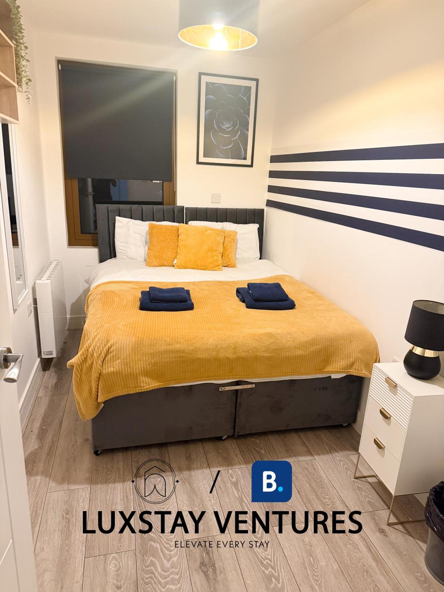 Ideal Family & Business Stay! 2 Min To Station, 10 Min To Harry Potter, 30 Min To London Euston & Free Parking! Watford  Eksteriør bilde